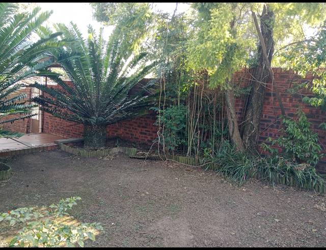 3 BEDROOM FREESTANDING FOR SALE IN ALLANDALE